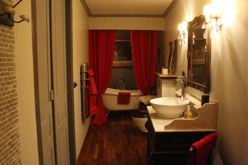 Bed and Breakfast Le Bonheur A La Campagne Lesmont Habitación foto