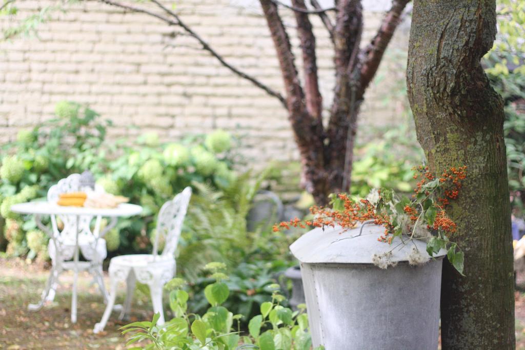 Bed and Breakfast Le Bonheur A La Campagne Lesmont Exterior foto